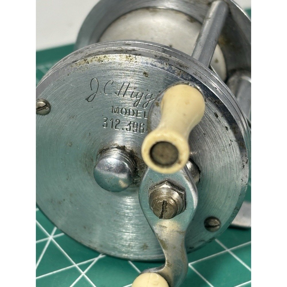 Vintage J.C. Higgins Model 312.39640 Bait Casting Fishing Reel - Picture 3 of 8